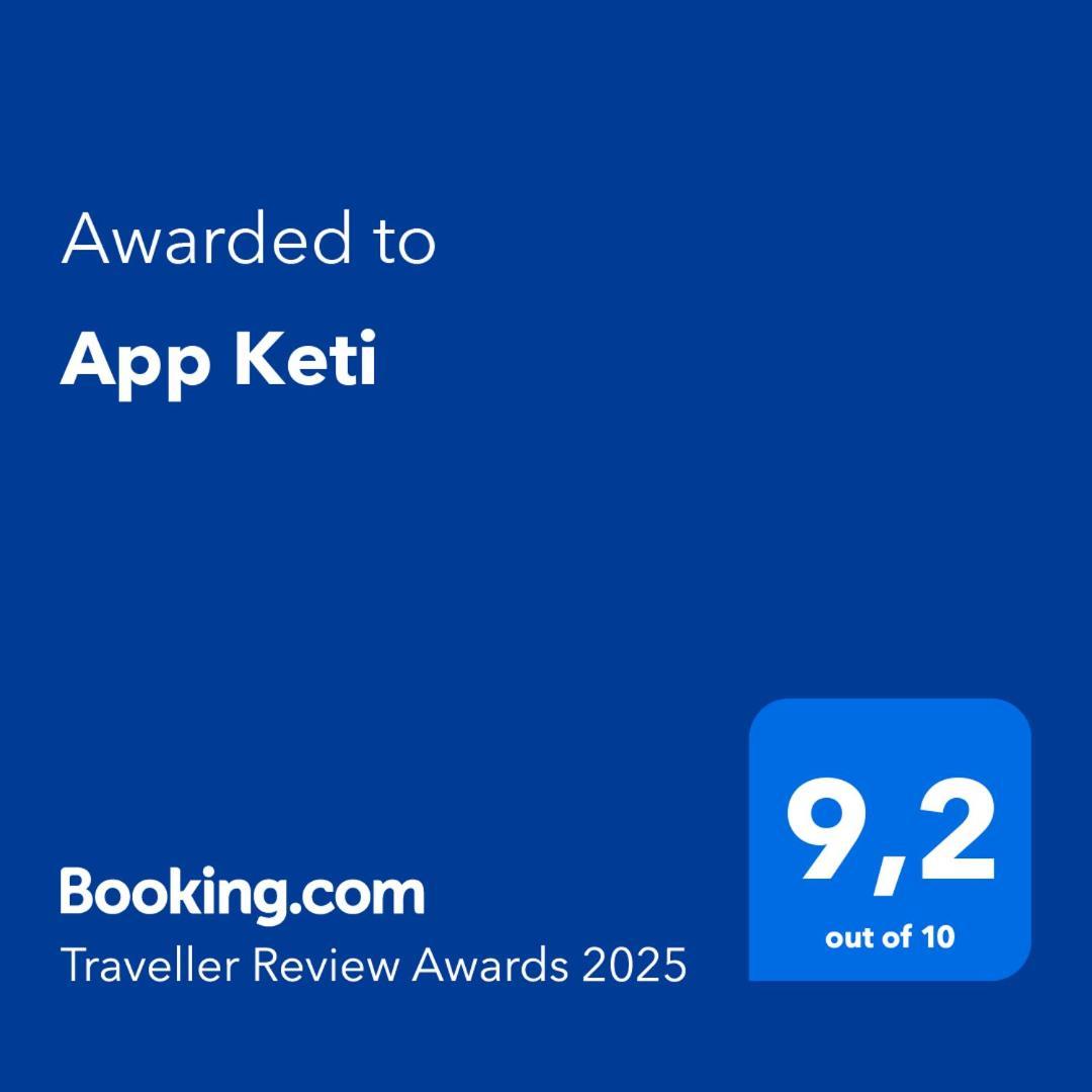 App Keti Apartment อูมัค ภายนอก รูปภาพ